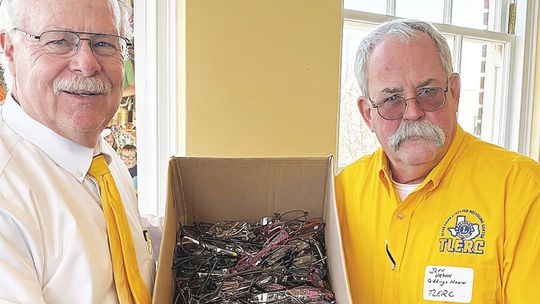 300 eyeglasses donated to Columbus Lions from Columbus Eye Associates