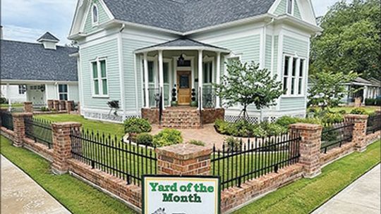 Columbus Garden Club announces September winners