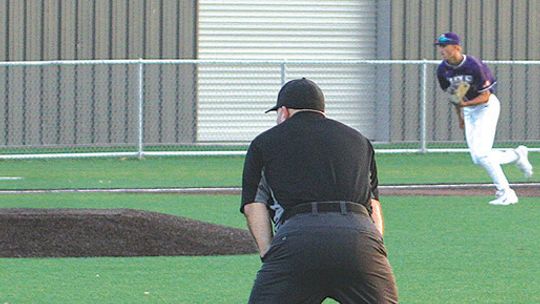 Fayetteville Lions baseball takes down D'Hanis