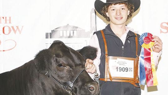 Kaden Pilat of Alleyton earns Junior Champion Heifer at 2026 Fort Worth Stock Show & Rodeo