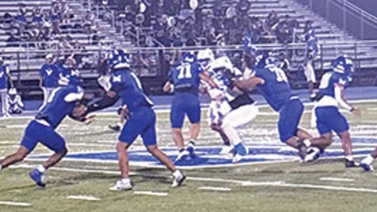 Rice football falls to Edna in close one