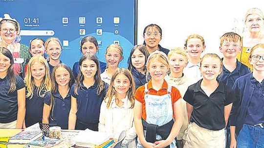 SAS 4th Graders take a peek into the past