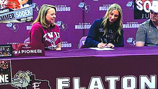 Sodek signs to play basketball with TWC