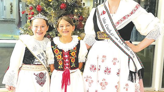 TCHCC holds Czech Christmas