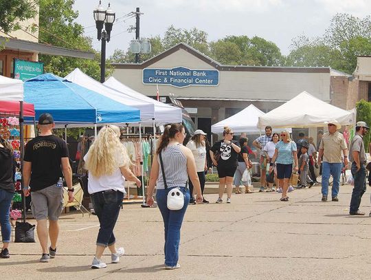 Bellville Farmers Market Days draws great crowd