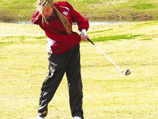 Bellville Golf Takes on Pecan Lakes in Navasota Tourney