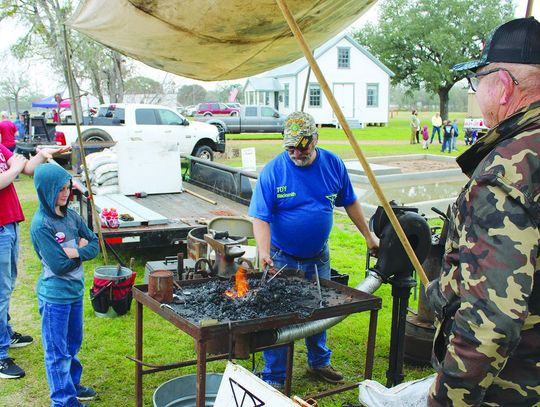 Blacksmith and Antique Gas Engine fired up