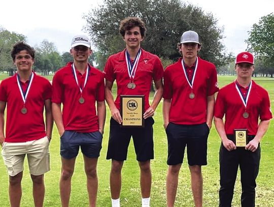 Columbus boys and girls golf win district titles