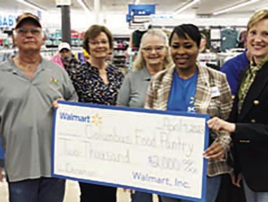 Columbus Food Pantry receives Walmart donation