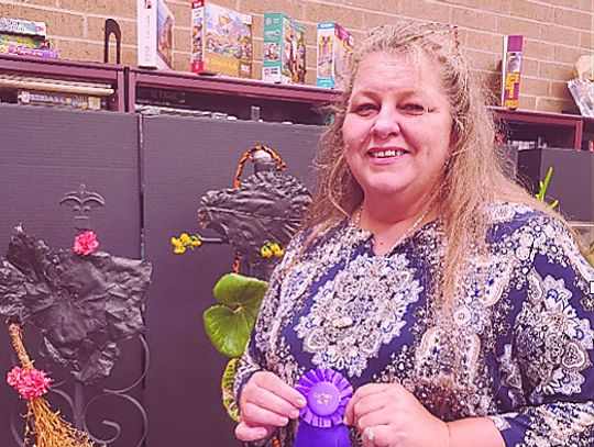 Columbus Garden Club hosts annual Small Standard Flower Show