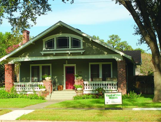 Columbus Garden Club names September winners