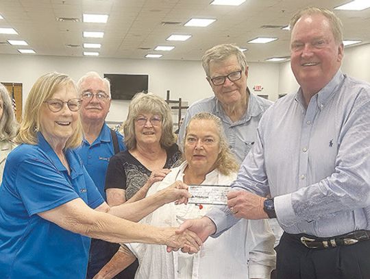 Columbus Lions donates $2,000 to Columbus Seniors Together