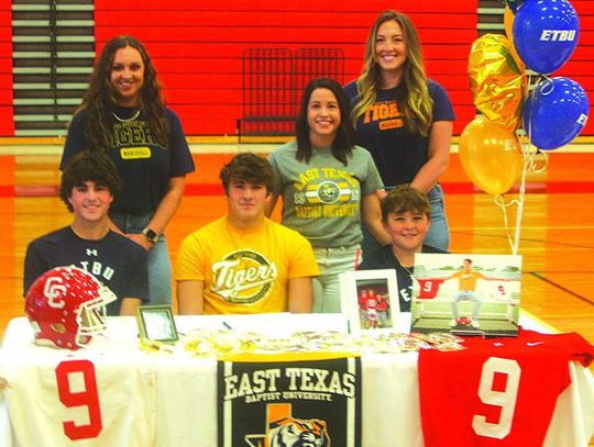 Columbus seniors line up for signing day