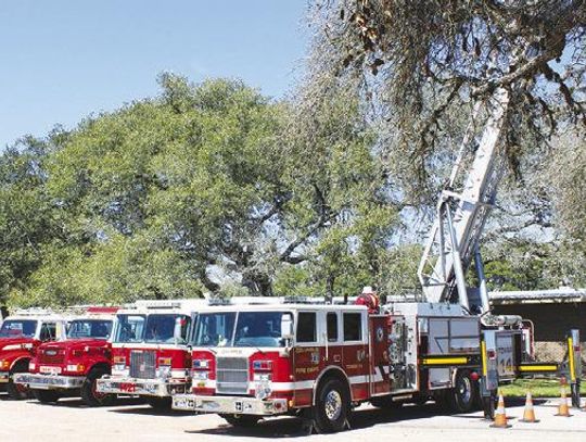 Columbus Volunteer Fire Department holds Oyster and Fish Fry