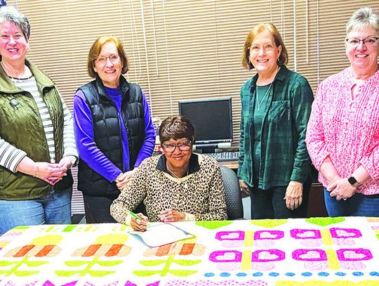 CVQG receives proclamation from LG mayor