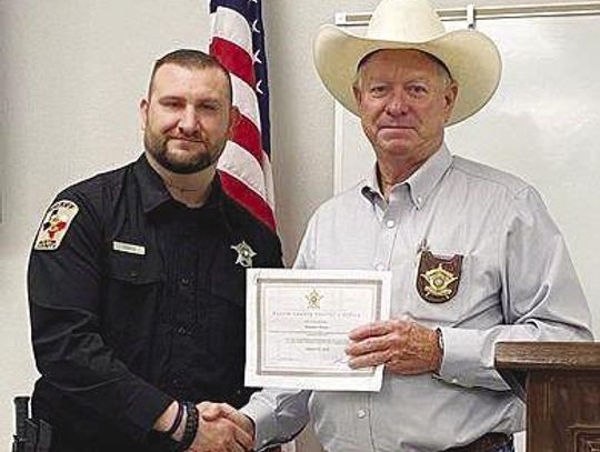 Deputy receives commendation for lifesaving aid