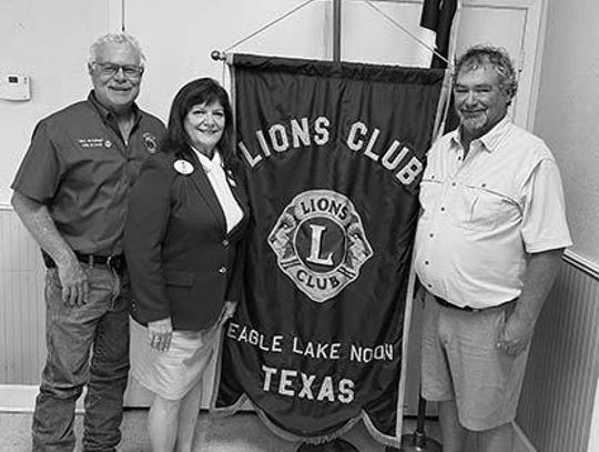 EL Noon Lions Club welcomes two speakers