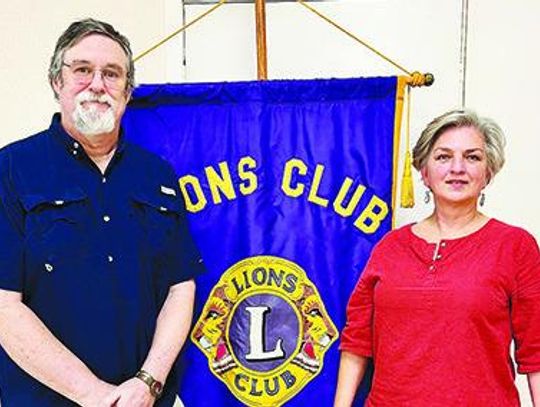 EL Noon Lions hears about General Houston