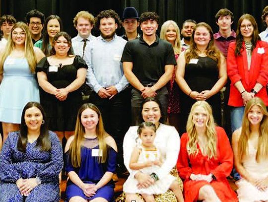 Fayette Community Foundation administers $68,500 at scholarship reception