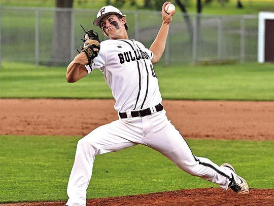 Flatonia Bulldogs shuts out Ganado behind Targac's 13 K's