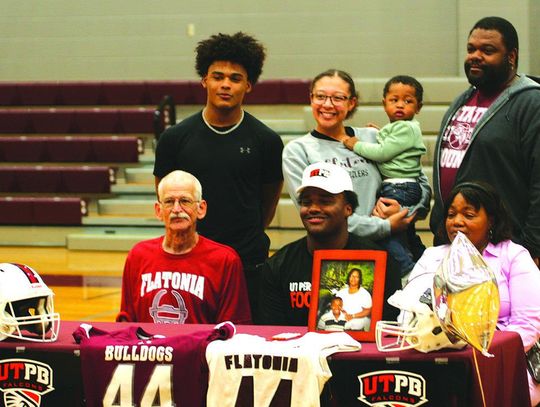 Flatonia's Kobe Burton signs with University of Texas Permian Basin football