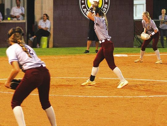 Flatonia smokes Bloomington in softball