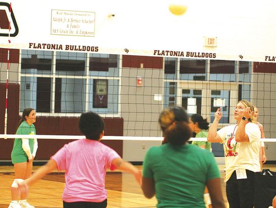 Flatonia volleyball works on their craft at practice