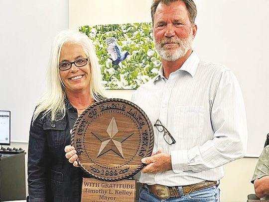 Former EL Mayor Tim Kelley recognized