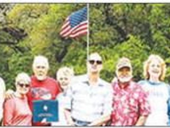 Herb and Peggy Fish receive American Flag display certificates