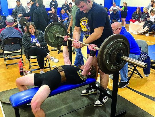 La Grange makes appearance at Rice Powerlifting Meet