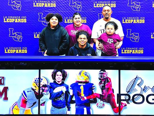 Leopards football player Bravion Rogers signs with Texas A&M