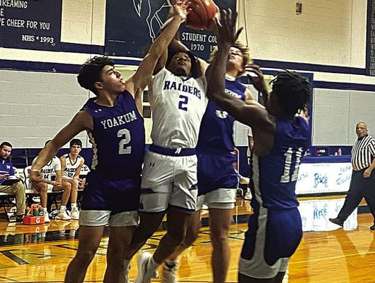 Rice boy’s hoops sneaks past Yoakum in OT thriller