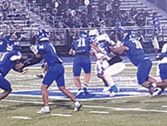 Rice football falls to Edna in close one