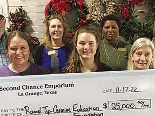 Round Top-Carmine Education Foundation receives donation