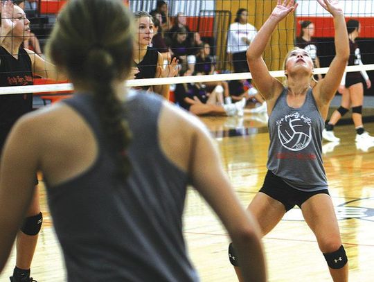 Schulenburg and Brazos kick off volleyball season with scrimmage