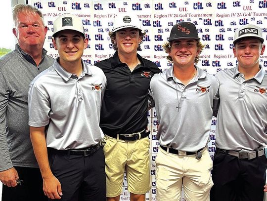 Schulenburg Shorthorn golf team with Coach Richard Hoogendoorn