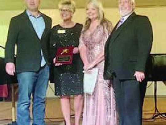 Sealy Area Chamber Academy Awards shines the light on movers and shakers