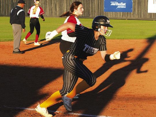 Sealy softball blasts Burton in four innings by mercy rule