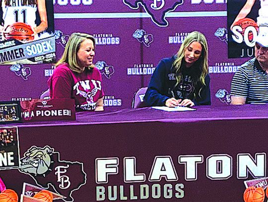 Sodek signs to play basketball with TWC