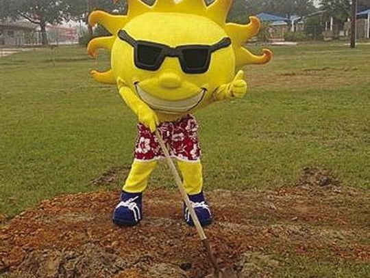 Ray, the Splashway mascot celebrates the groundbreaking of Splashway in Sheridan in 1998. Photos courtesy