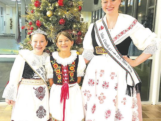 TCHCC holds Czech Christmas
