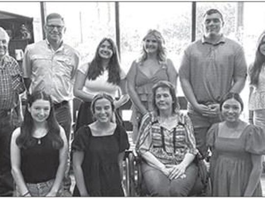 WoodmenLife presents scholarships