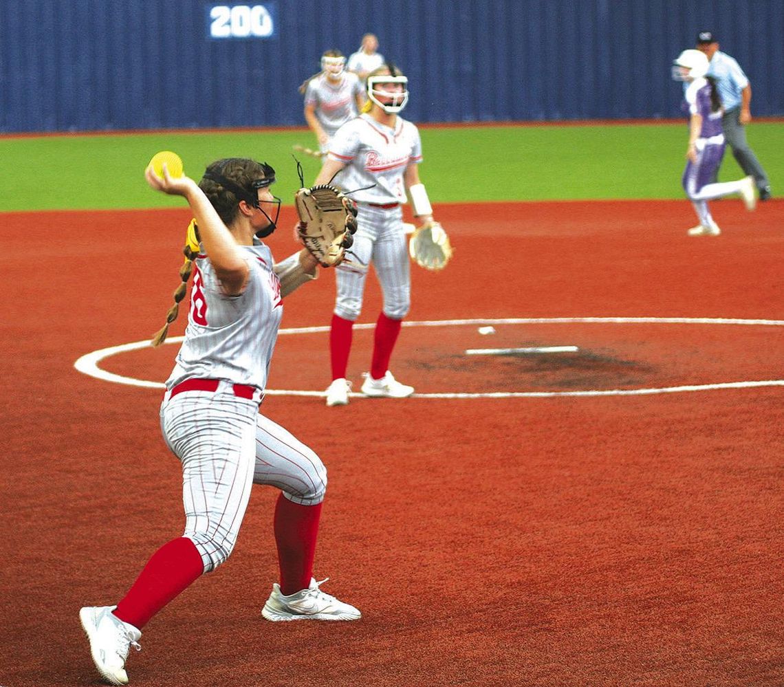  Bellville softball downed by Boerne in playoff