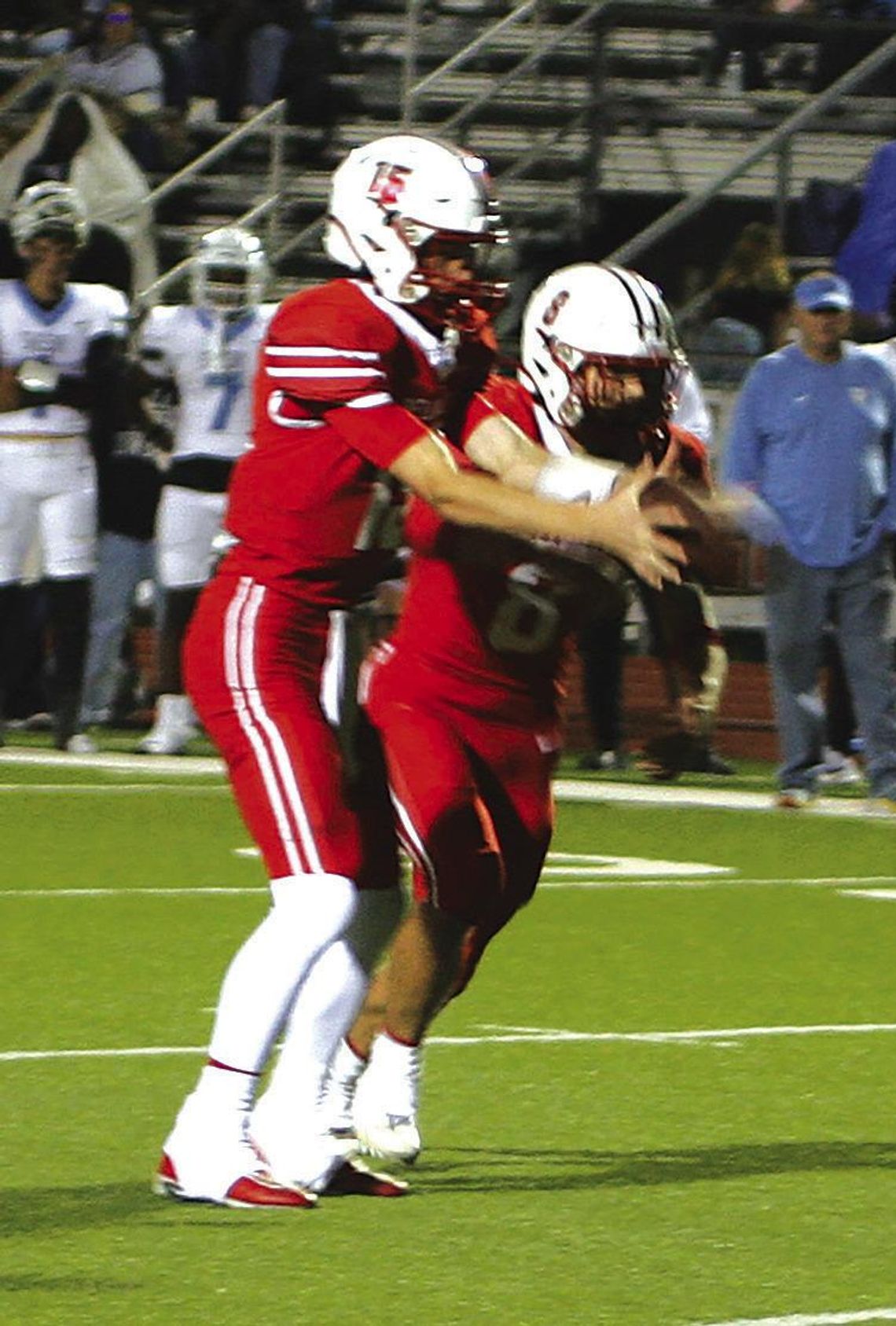 Bellville thrashes Sweeny to complete undefeated season