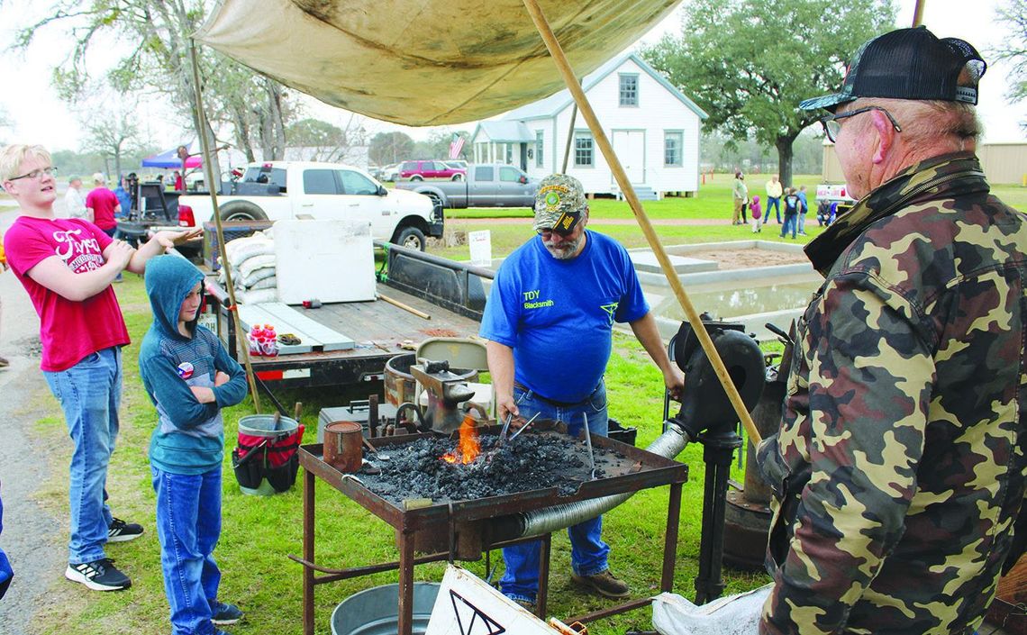 Blacksmith and Antique Gas Engine fired up