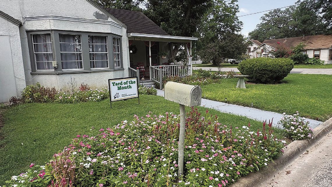Columbus Garden Club July Yards of the Month