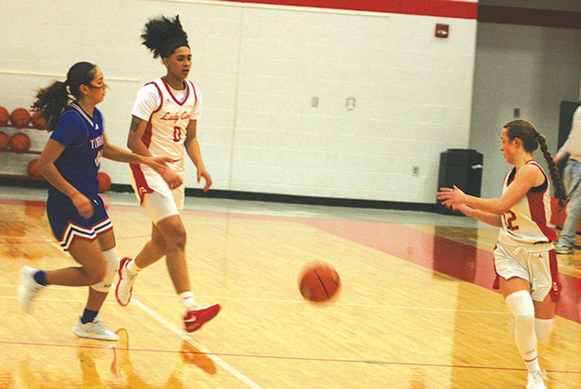 Columbus girl’s basketball outlasts Tidehaven in OT thriller