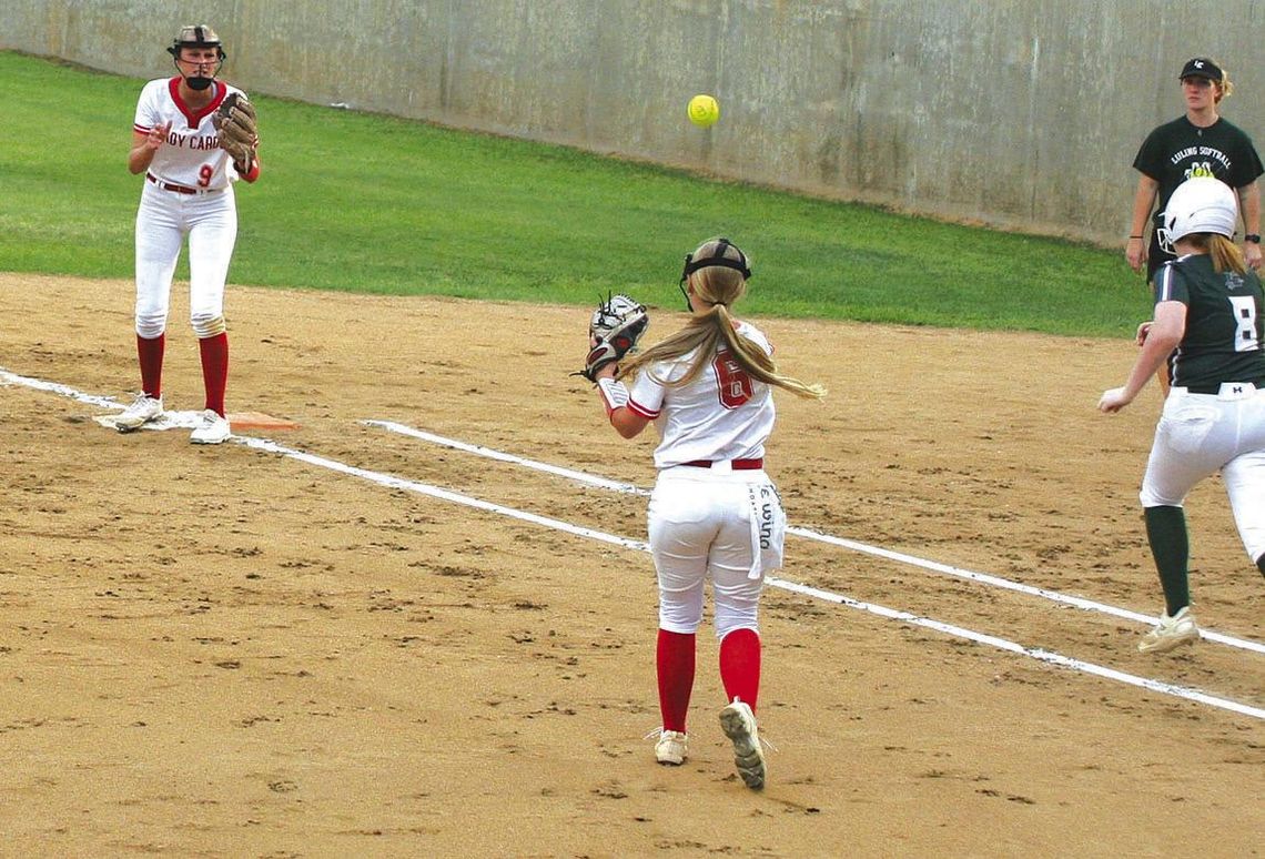 Columbus softball rolls past Luling by mercy rule