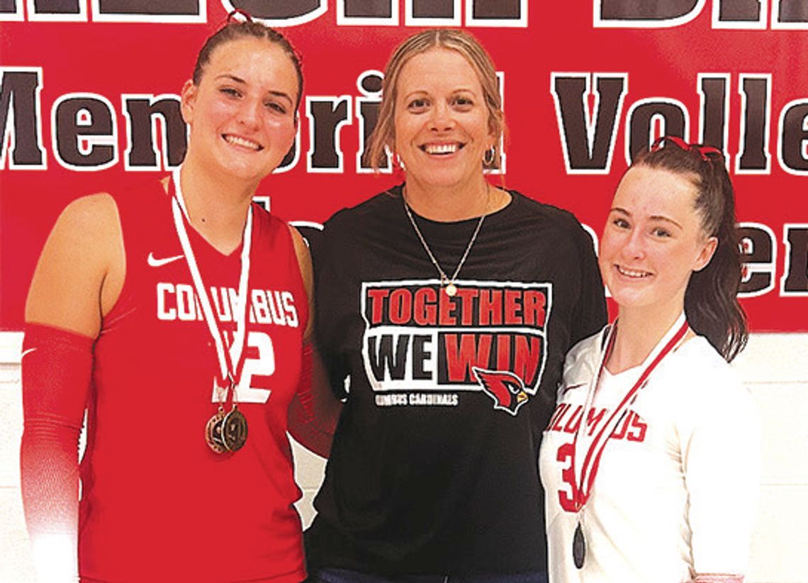 Columbus volleyball sweeps St. Joseph in tournament play