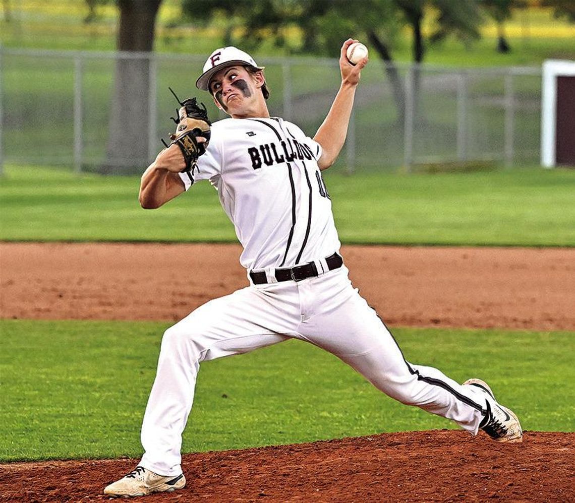 Flatonia Bulldogs shuts out Ganado behind Targac's 13 K's